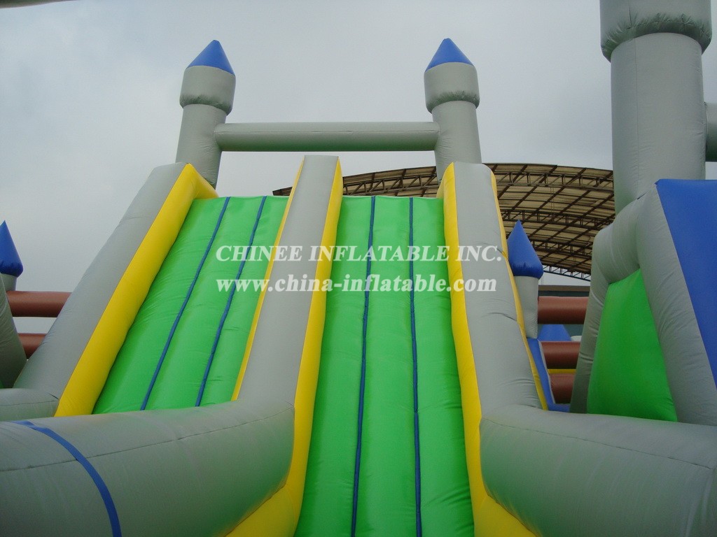 T6-116 Giant Castle Inflatable