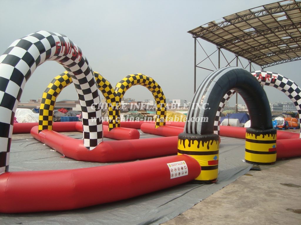 T11-916 Inflatable Race Track Challenge Sport Game