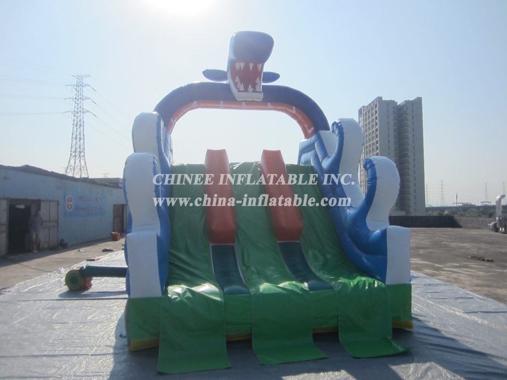 T8-240 Shark Themed Giant Inflatable Slide For Kids