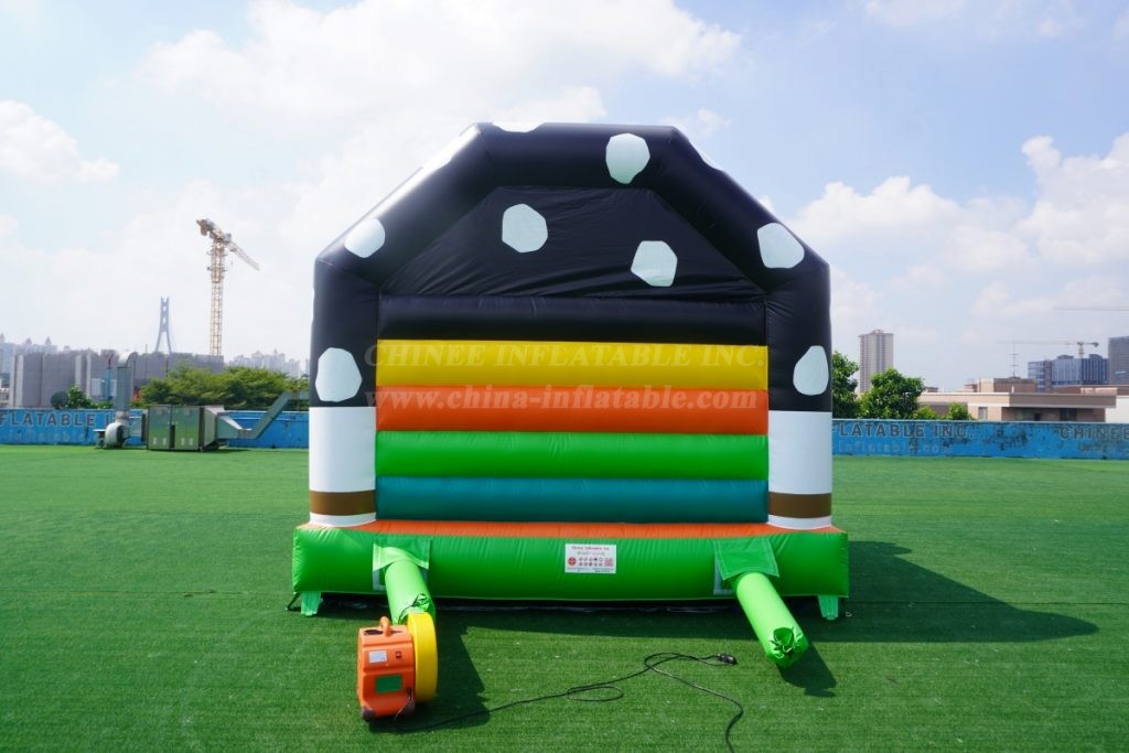 T2-4366 Pasture Cows Bounce House